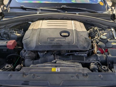 Used 2018 Land Rover Range Rover Velar R-Dynamic SE image 11