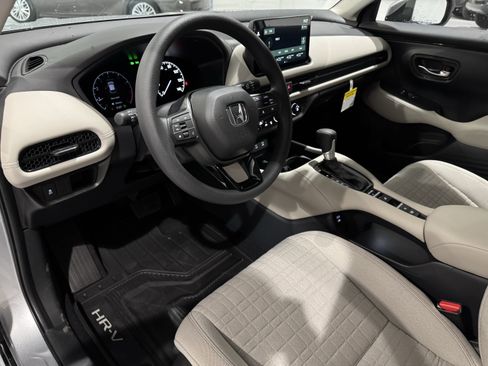 New 2026 Honda HR-V LX image 9