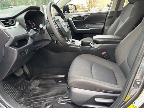 Used 2023 Toyota RAV4 LE image 11