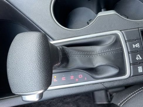 Certified 2021 Kia Sportage LX image 12