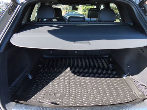 Used 2023 Audi SQ5 Premium w/ Convenience Package image 42