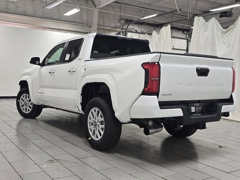New 2026 Toyota Tacoma SR5 image 12
