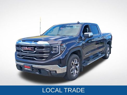 Used 2022 GMC Sierra 1500 SLT w/ SLT Premium Plus Package AWD/4WD image 3