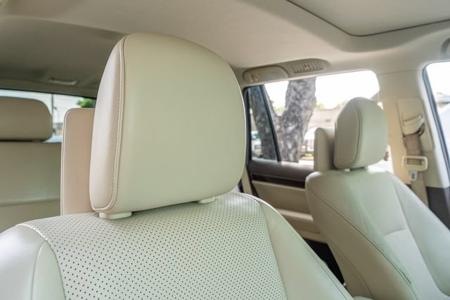 Used 2011 Lexus GX 460 Premium AWD/4WD image 46