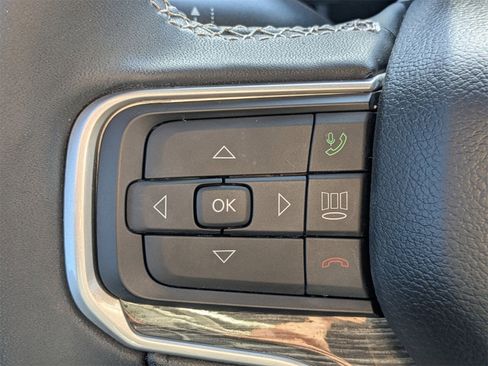 Used 2022 Jeep Wagoneer Series III w/ Premium Group I image 28