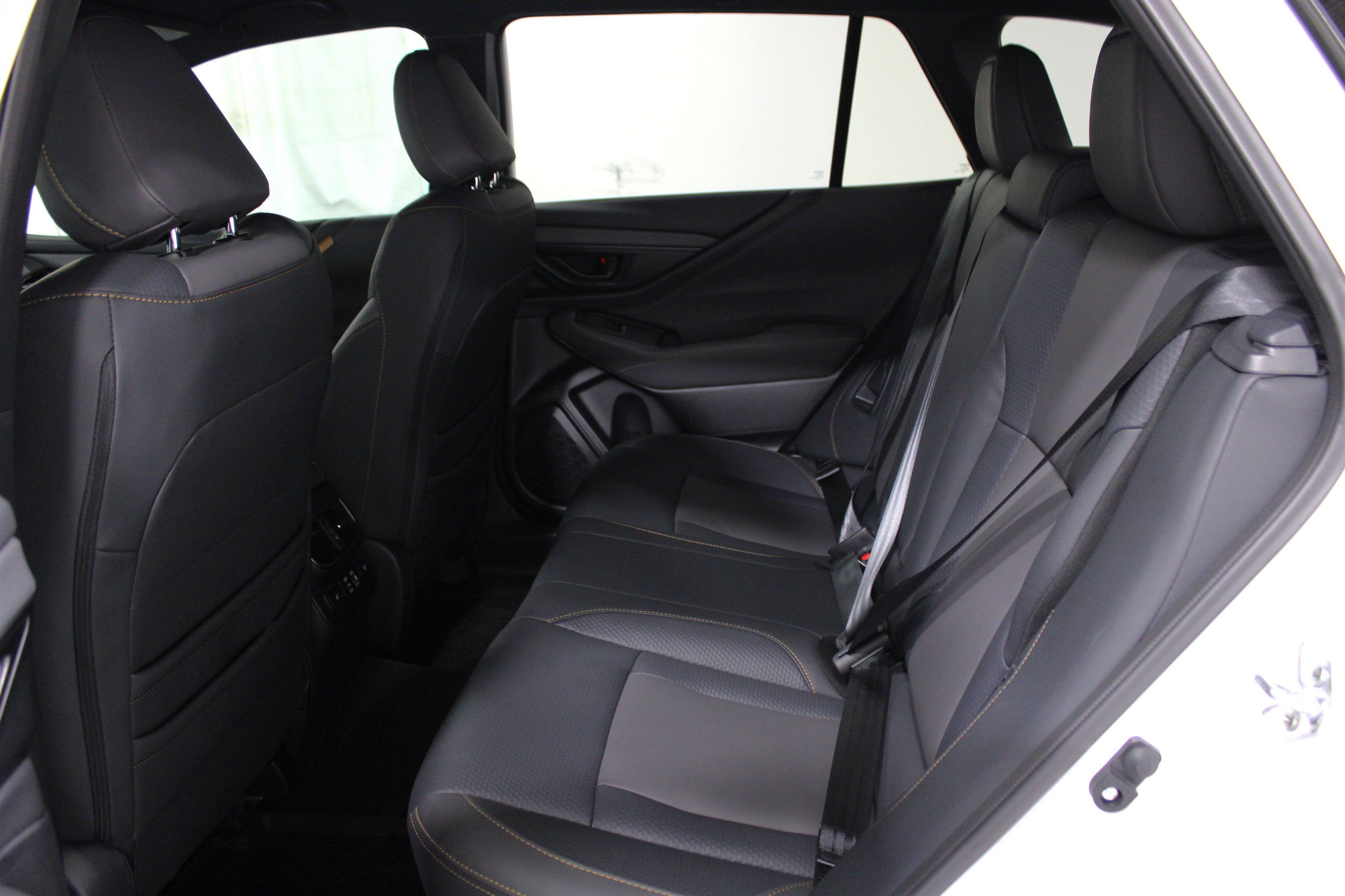 Used 2025 Subaru Outback Wilderness AWD/4WD image 14