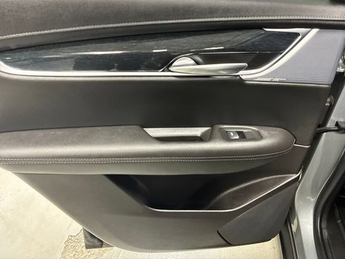 Used 2024 Cadillac XT5 Premium Luxury w/ Technology Package AWD/4WD image 28