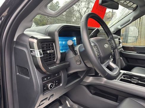Used 2024 Ford F250 Lariat w/ Lariat Ultimate Package image 13
