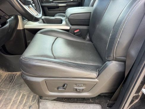 Used 2015 RAM 1500 Laramie w/ Convenience Group AWD/4WD image 17