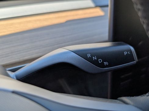 Used 2021 Tesla Model 3 Standard Range Plus RWD image 19