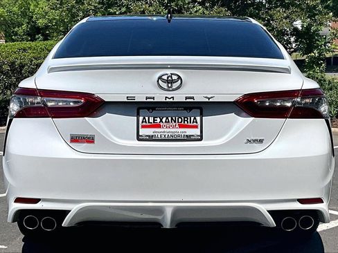 Used 2019 Toyota Camry XSE FWD image 4