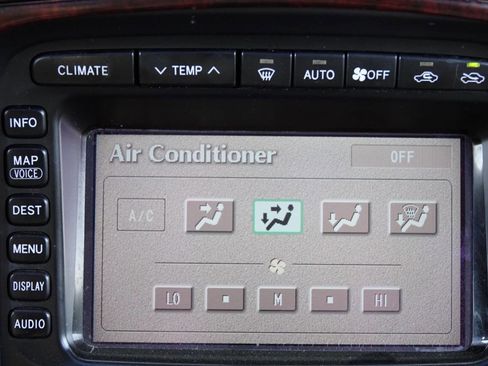 Used 2002 Toyota Land Cruiser AWD/4WD image 70