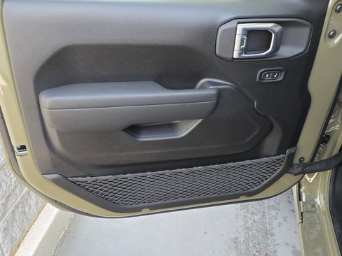 New 2026 Jeep Gladiator Sport image 31