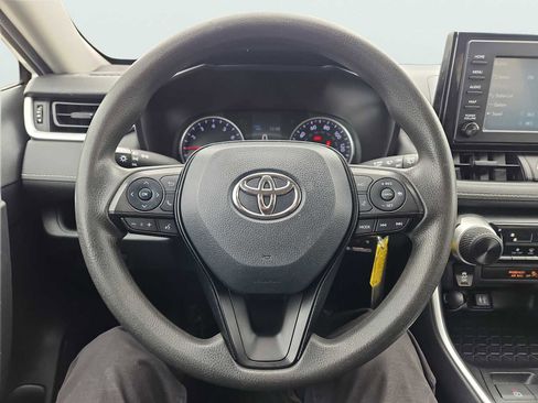Used 2019 Toyota RAV4 LE w/ Carpet Mat Package AWD/4WD image 23
