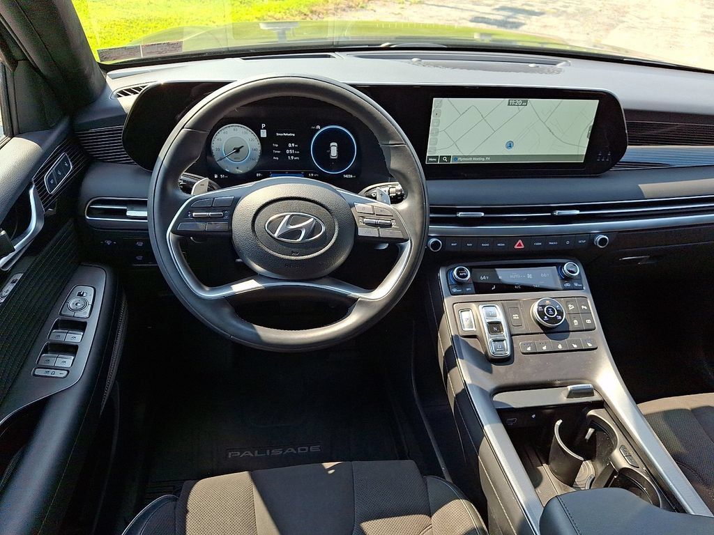 Used 2025 Hyundai Palisade Calligraphy AWD/4WD image 14