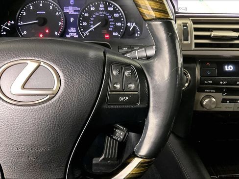 Used 2015 Lexus LS 460 w/ Comfort Package image 23