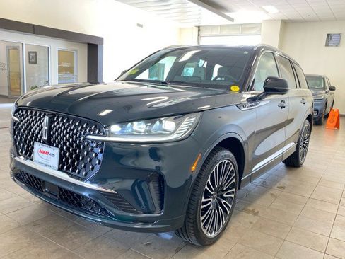 New 2026 Lincoln Aviator Black Label AWD/4WD image 4