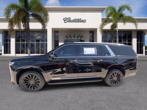 Certified 2024 Cadillac Escalade ESV Premium Luxury RWD image 7