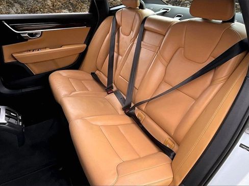 Used 2018 Volvo S90 T5 Momentum w/ Protection Package Premier image 23