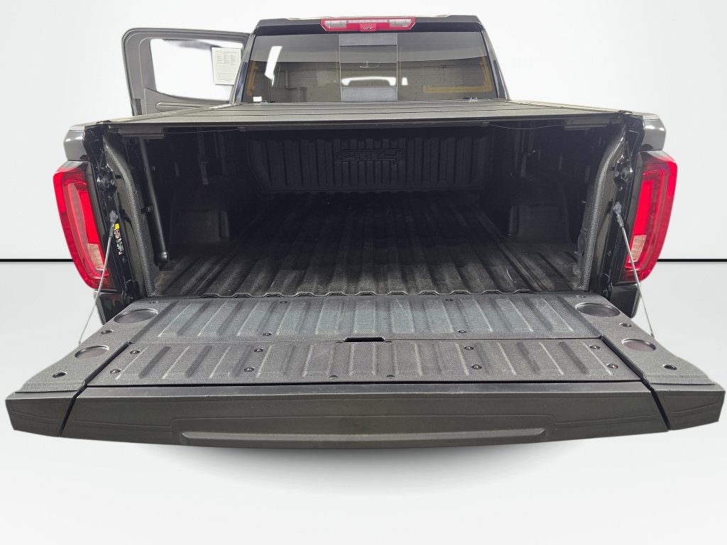 Used 2024 GMC Sierra 1500 AT4 w/ Technology Package AWD/4WD image 12