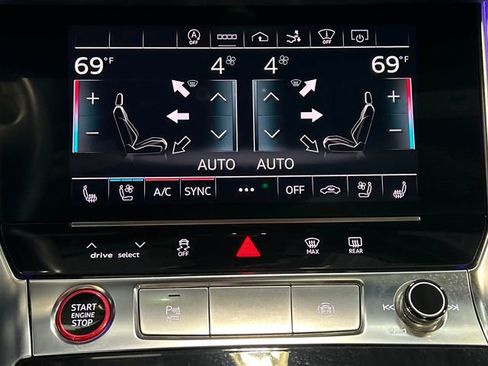 Used 2021 Audi RS 7 Sportback w/ Black Optic Package image 36