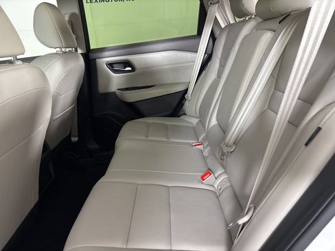 Used 2023 Nissan Rogue SL AWD/4WD image 24