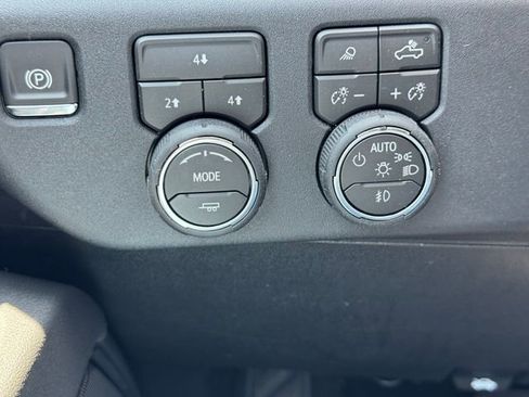 New 2026 Chevrolet Silverado 3500 LT w/ All Star Edition AWD/4WD image 20