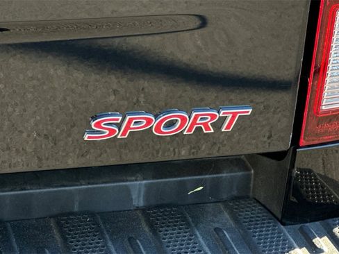 Certified 2024 Honda Ridgeline Sport image 32