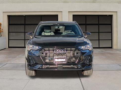 Used 2025 Audi Q3 2.0T Premium w/ Convenience Package image 6