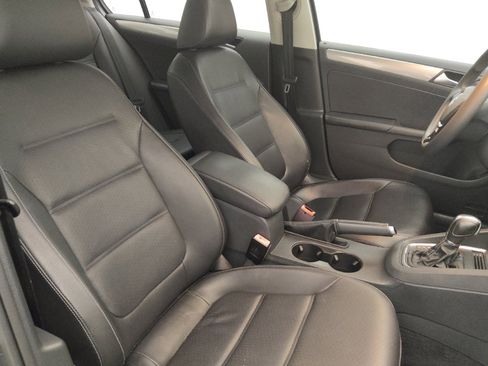 Used 2018 Volkswagen Jetta Wolfsburg Edition FWD image 21