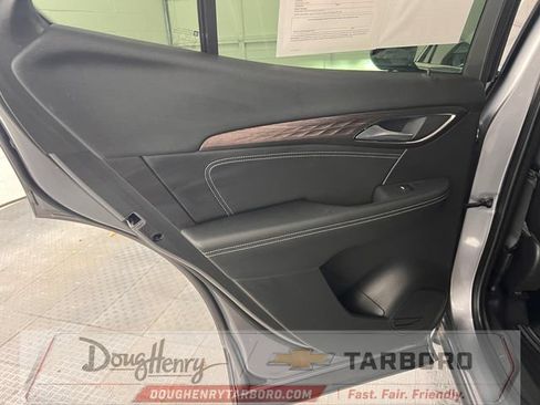 Used 2021 Buick Envision Avenir w/ Technology Package II FWD image 31