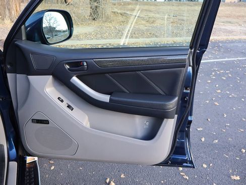 Used 2003 Toyota 4Runner Limited image 26