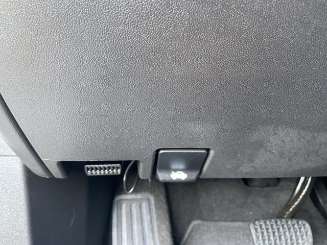 Used 2023 Chevrolet Equinox LT w/ Driver Convenience Package FWD image 45