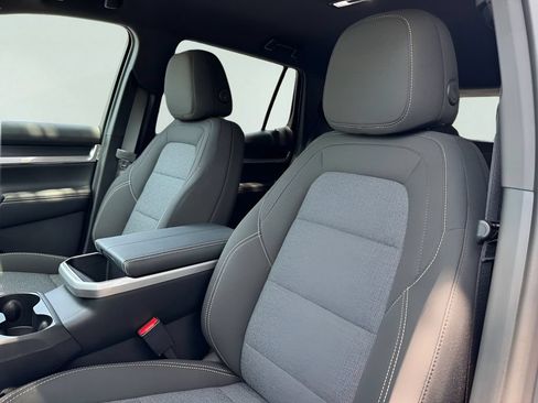 New 2026 GMC Terrain Elevation w/ Black Edition FWD image 9