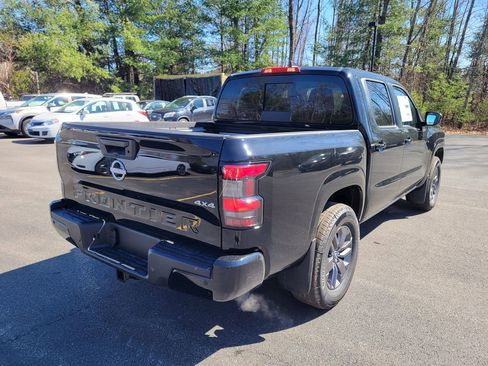 New 2025 Nissan Frontier SV w/ SV Convenience Package image 3