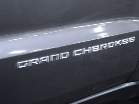 Used 2016 Jeep Grand Cherokee Laredo w/ Quick Order Package 23E image 5