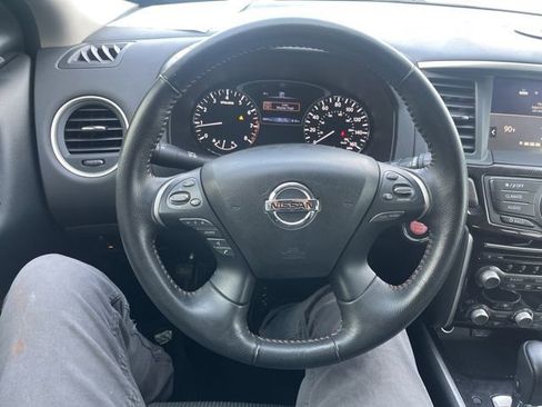 Used 2020 Nissan Pathfinder SV w/ Rock Creek Edition image 27