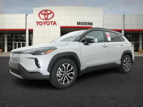 New 2026 Toyota Corolla Cross SE image 6