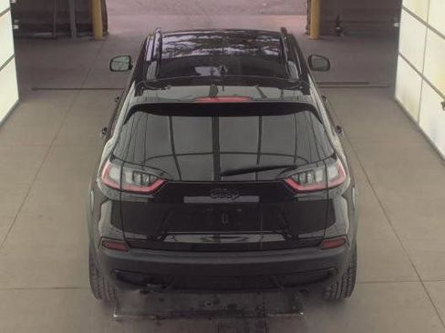 Used 2022 Jeep Cherokee Latitude image 4