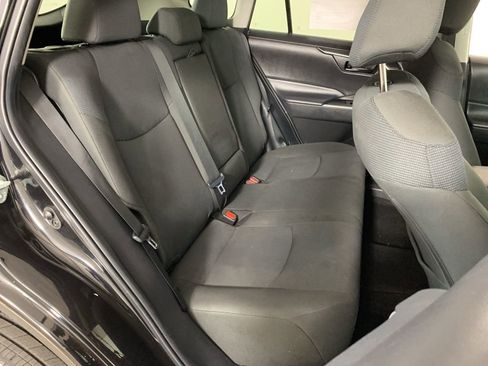 Used 2023 Toyota RAV4 LE AWD/4WD image 34