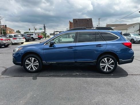 Used 2019 Subaru Outback 2.5i Limited AWD/4WD image 4