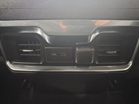 Used 2021 GMC Sierra 1500 AT4 image 40