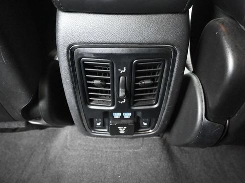 Used 2015 Dodge Durango Limited w/ Nav & Power Liftgate Group AWD/4WD image 29