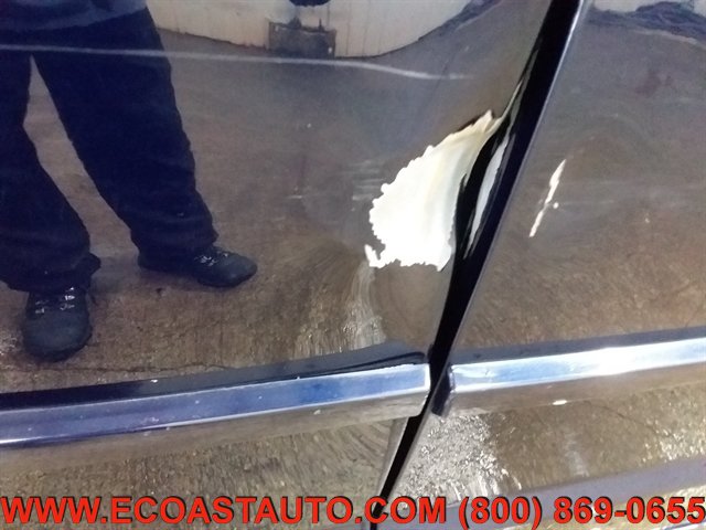 Used 2014 Dodge Grand Caravan SXT w/ Rear Park Assist Package FWD image 18