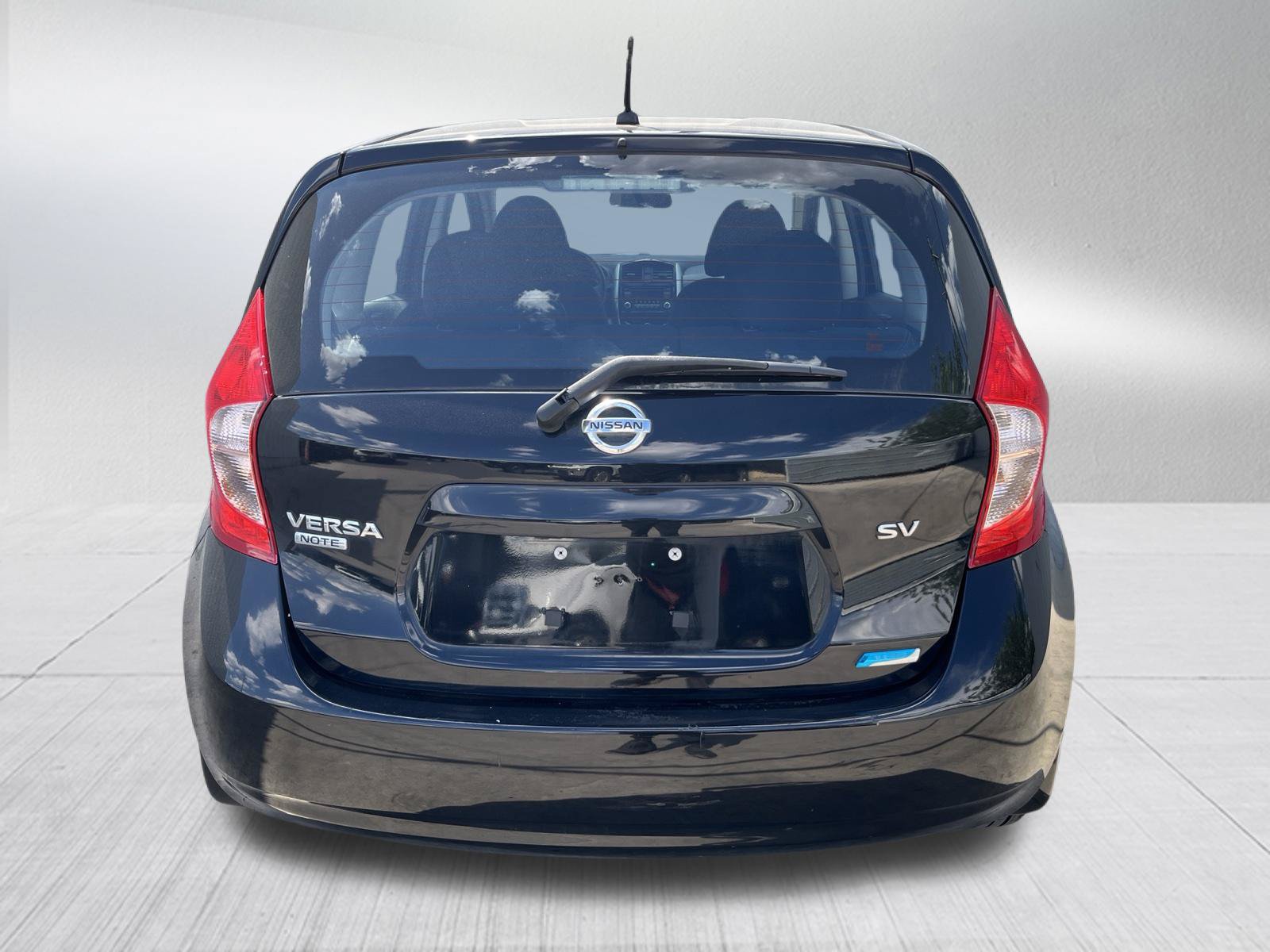 Used 2015 Nissan Versa Note SV FWD image 7
