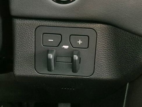 New 2026 Toyota Tundra Platinum AWD/4WD image 17