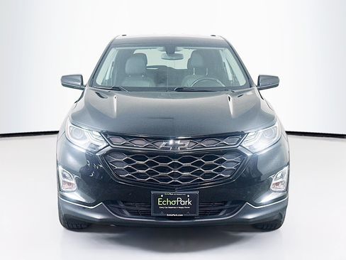 Used 2019 Chevrolet Equinox LT FWD image 2