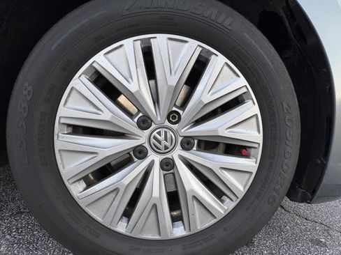 Used 2019 Volkswagen Jetta S w/ Driver Assistance Package image 35