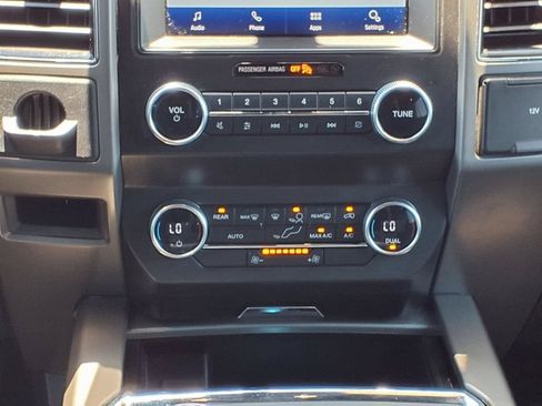Used 2021 Ford Expedition XLT RWD image 15