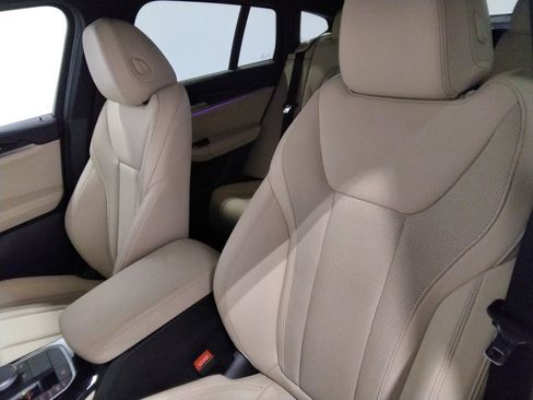 Used 2023 BMW X4 xDrive30i w/ Premium Package image 31